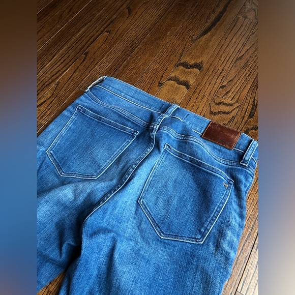 Madewell Women’s 28 High-Rise Crop Medium Wash Jeans - EUC! - Picture 12 of 13